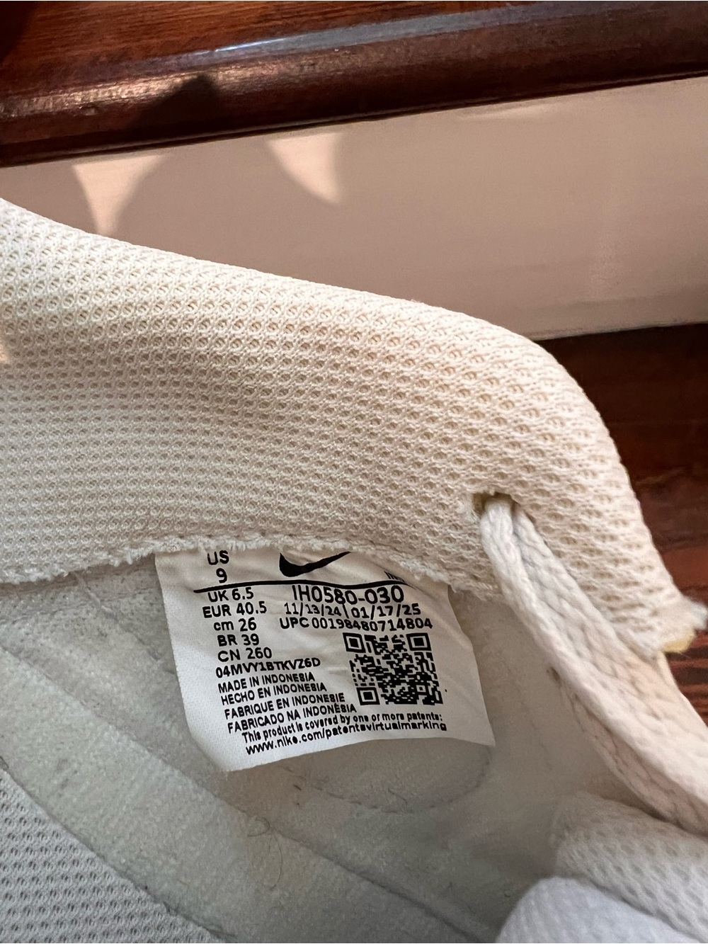 Nike Women’s Court Legacy Off-White Low-Top Leather Sneakers with Gum Sole - Picture 6 of 7